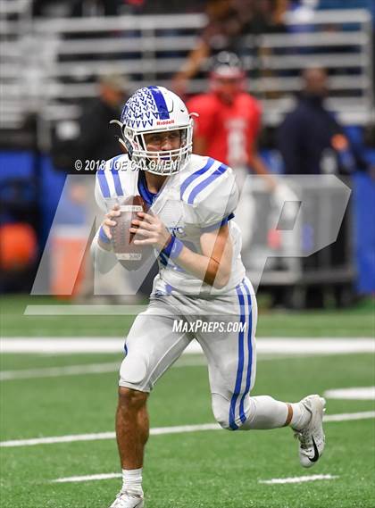 Thumbnail 2 in Veterans Memorial vs Wagner (UIL 5A Quarterfinal) photogallery.
