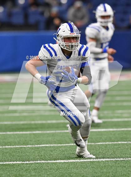 Thumbnail 3 in Veterans Memorial vs Wagner (UIL 5A Quarterfinal) photogallery.