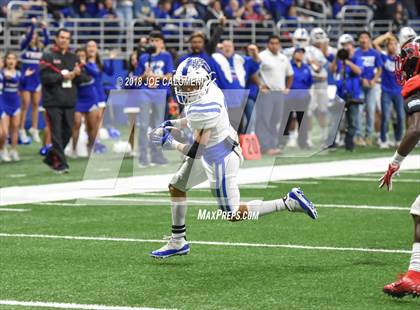 Thumbnail 1 in Veterans Memorial vs Wagner (UIL 5A Quarterfinal) photogallery.