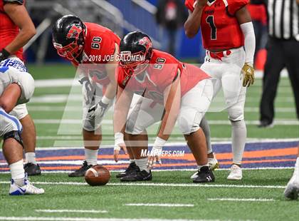 Thumbnail 1 in Veterans Memorial vs Wagner (UIL 5A Quarterfinal) photogallery.