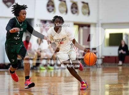 Thumbnail 1 in Dunnellon vs. Eagle's View photogallery.