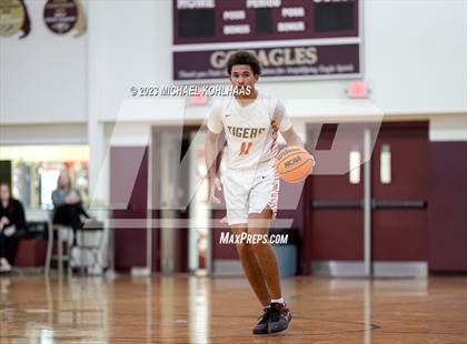 Thumbnail 3 in Dunnellon vs. Eagle's View photogallery.
