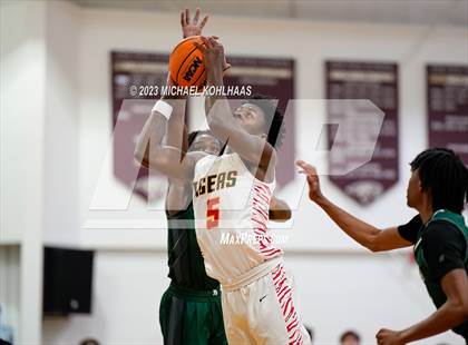 Thumbnail 1 in Dunnellon vs. Eagle's View photogallery.