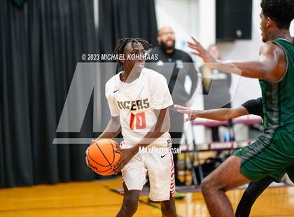 Thumbnail 3 in Dunnellon vs. Eagle's View photogallery.