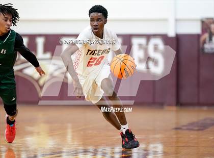 Thumbnail 3 in Dunnellon vs. Eagle's View photogallery.