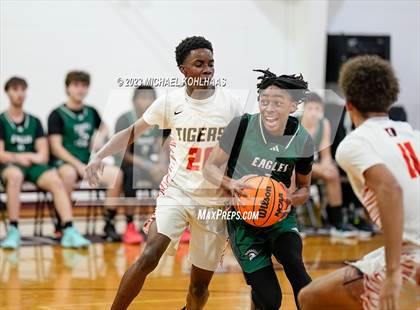 Thumbnail 3 in Dunnellon vs. Eagle's View photogallery.