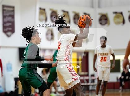 Thumbnail 2 in Dunnellon vs. Eagle's View photogallery.