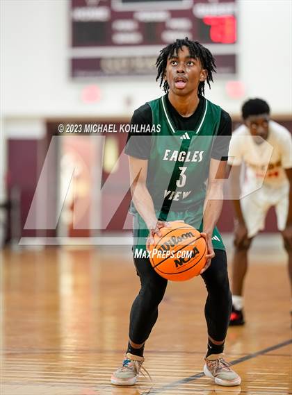 Thumbnail 1 in Dunnellon vs. Eagle's View photogallery.
