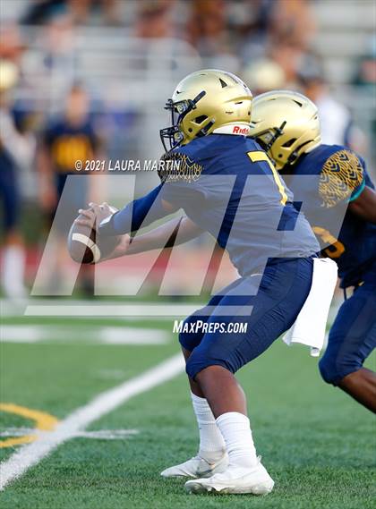 Thumbnail 1 in St. Thomas Aquinas @ Chaminade-Madonna photogallery.