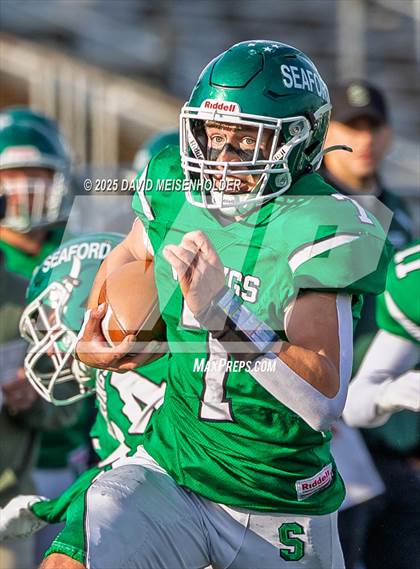 Thumbnail 2 in Lynbrook vs. Seaford (Nassau County Conference District IV Semifinal) photogallery.