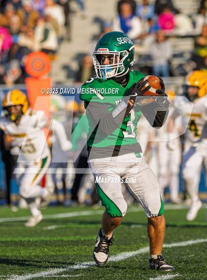 Thumbnail 3 in Lynbrook vs. Seaford (Nassau County Conference District IV Semifinal) photogallery.