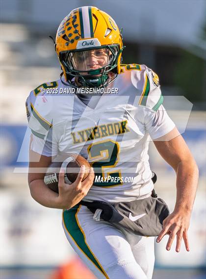 Thumbnail 2 in Lynbrook vs. Seaford (Nassau County Conference District IV Semifinal) photogallery.
