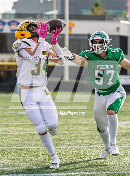 Thumbnail 1 in Lynbrook vs. Seaford (Nassau County Conference District IV Semifinal) photogallery.