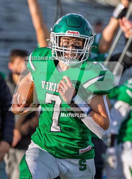 Thumbnail 3 in Lynbrook vs. Seaford (Nassau County Conference District IV Semifinal) photogallery.