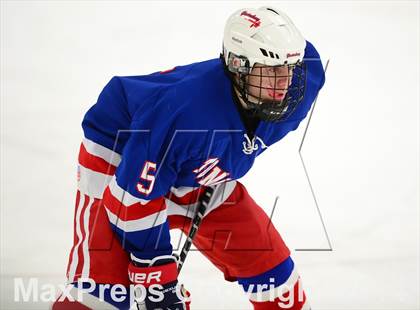 Thumbnail 1 in Glastonbury @ Branford photogallery.
