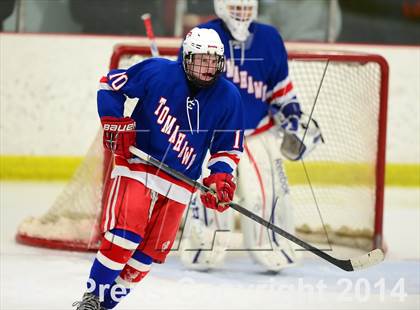 Thumbnail 1 in Glastonbury @ Branford photogallery.