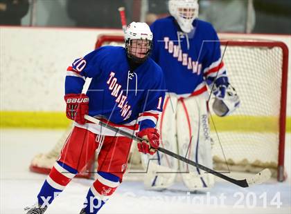 Thumbnail 3 in Glastonbury @ Branford photogallery.