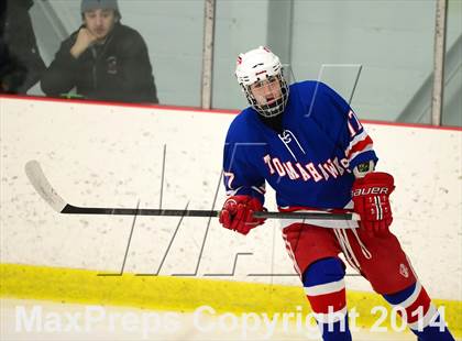 Thumbnail 2 in Glastonbury @ Branford photogallery.