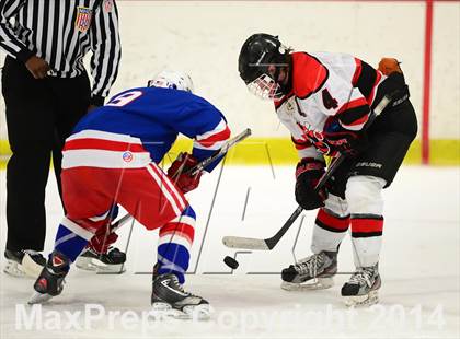 Thumbnail 3 in Glastonbury @ Branford photogallery.