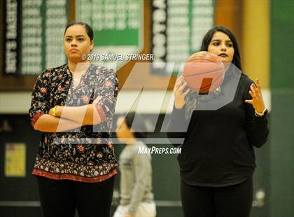 Thumbnail 1 in Fairmont Prep vs. San Joaquin Memorial (St.Mary's Stockton MLK Classic) photogallery.