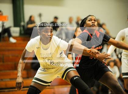 Thumbnail 2 in Fairmont Prep vs. San Joaquin Memorial (St.Mary's Stockton MLK Classic) photogallery.