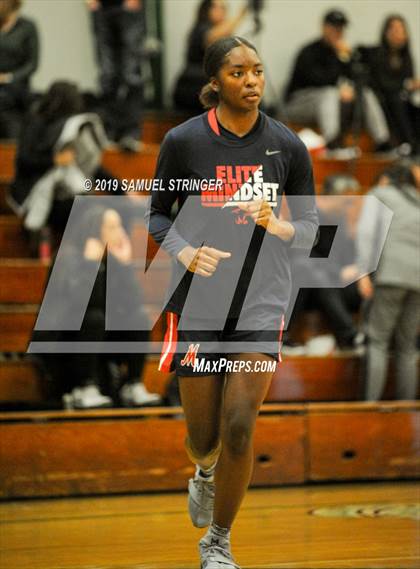Thumbnail 1 in Fairmont Prep vs. San Joaquin Memorial (St.Mary's Stockton MLK Classic) photogallery.