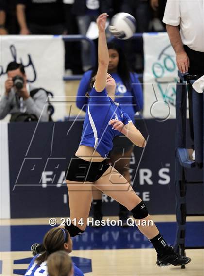 Thumbnail 1 in Duarte @ Cate (CIF-SS D4A Final) photogallery.