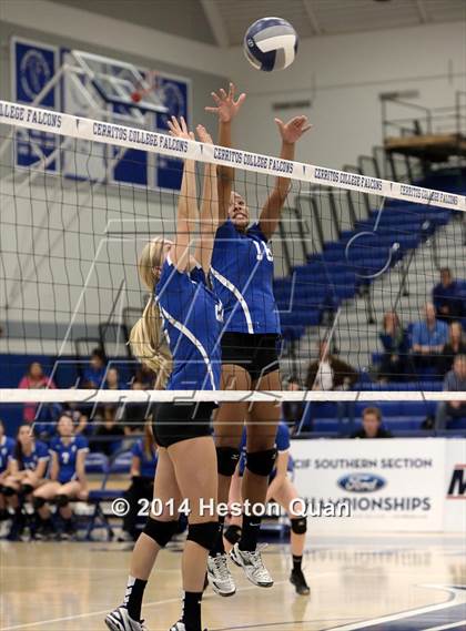 Thumbnail 1 in Duarte @ Cate (CIF-SS D4A Final) photogallery.