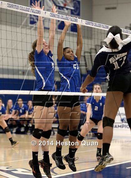 Thumbnail 3 in Duarte @ Cate (CIF-SS D4A Final) photogallery.