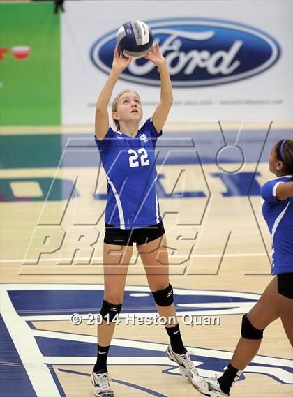 Thumbnail 1 in Duarte @ Cate (CIF-SS D4A Final) photogallery.