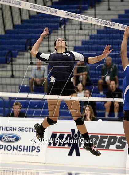 Thumbnail 2 in Duarte @ Cate (CIF-SS D4A Final) photogallery.