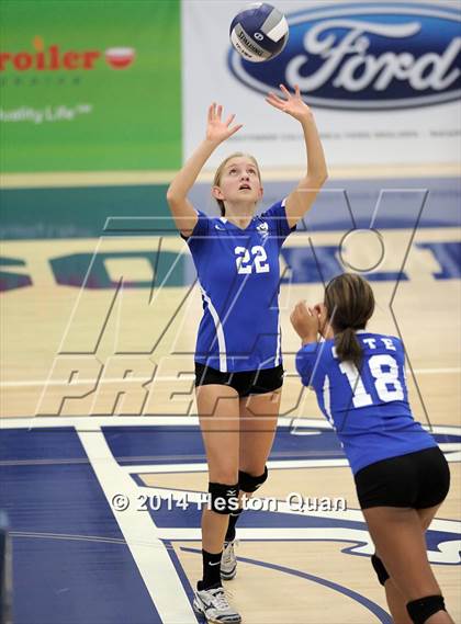 Thumbnail 2 in Duarte @ Cate (CIF-SS D4A Final) photogallery.