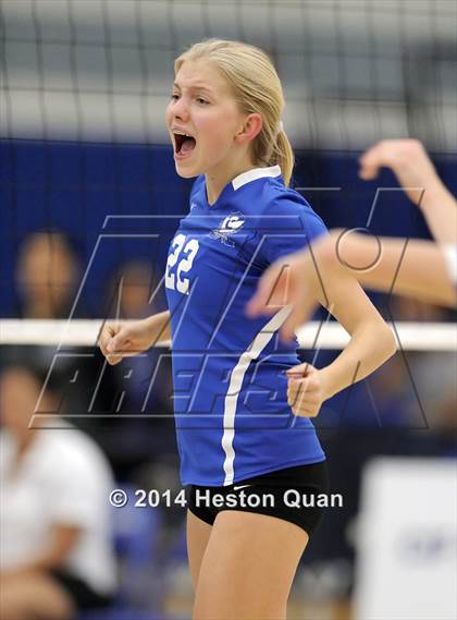 Thumbnail 2 in Duarte @ Cate (CIF-SS D4A Final) photogallery.