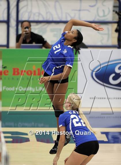 Thumbnail 1 in Duarte @ Cate (CIF-SS D4A Final) photogallery.