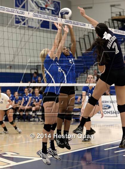 Thumbnail 3 in Duarte @ Cate (CIF-SS D4A Final) photogallery.