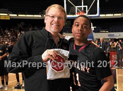 Thumbnail 1 in Alemany vs. Oak Park (CIF SS D3A Final) photogallery.