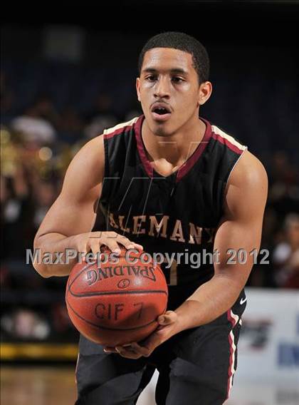 Thumbnail 3 in Alemany vs. Oak Park (CIF SS D3A Final) photogallery.