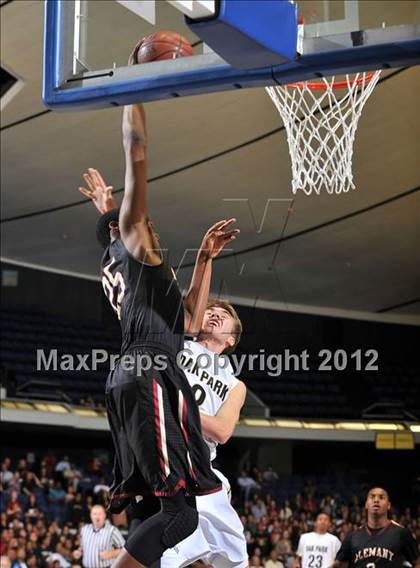 Thumbnail 2 in Alemany vs. Oak Park (CIF SS D3A Final) photogallery.