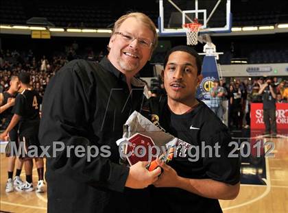 Thumbnail 3 in Alemany vs. Oak Park (CIF SS D3A Final) photogallery.