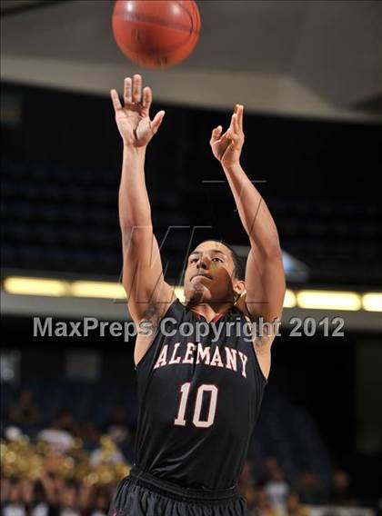 Thumbnail 1 in Alemany vs. Oak Park (CIF SS D3A Final) photogallery.