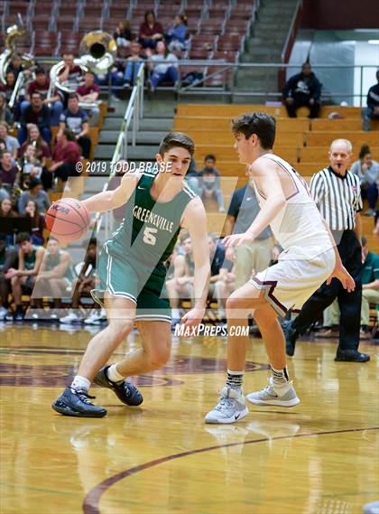 Thumbnail 1 in Greeneville @ Dobyns-Bennett photogallery.