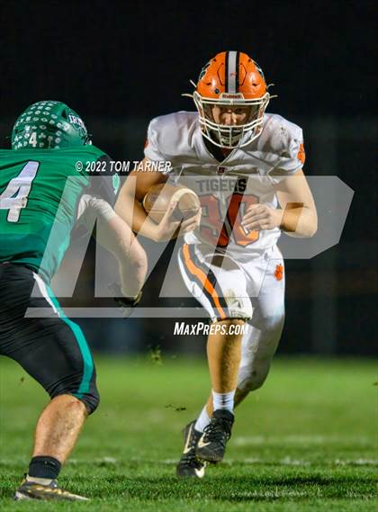 Thumbnail 2 in Byron @ Seneca (IHSA 3A Second Round Playoff) photogallery.