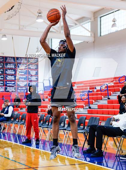 Thumbnail 2 in Wings Academy Vs Roselle Catholic (The Preview HS Showcase) photogallery.