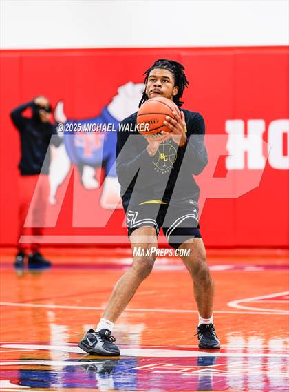 Thumbnail 2 in Wings Academy Vs Roselle Catholic (The Preview HS Showcase) photogallery.