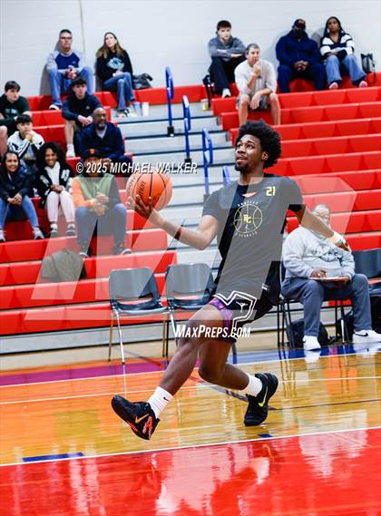 Thumbnail 2 in Wings Academy Vs Roselle Catholic (The Preview HS Showcase) photogallery.