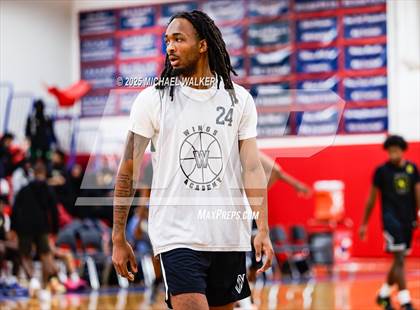 Thumbnail 3 in Wings Academy Vs Roselle Catholic (The Preview HS Showcase) photogallery.