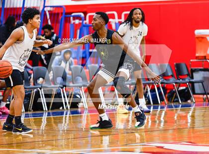 Thumbnail 2 in Wings Academy Vs Roselle Catholic (The Preview HS Showcase) photogallery.