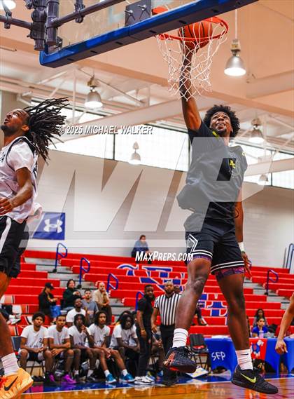 Thumbnail 2 in Wings Academy Vs Roselle Catholic (The Preview HS Showcase) photogallery.