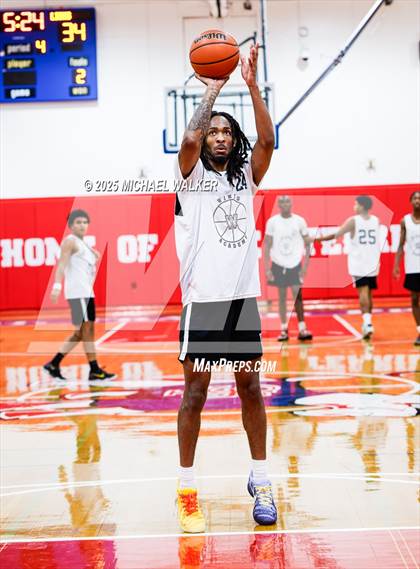 Thumbnail 3 in Wings Academy Vs Roselle Catholic (The Preview HS Showcase) photogallery.