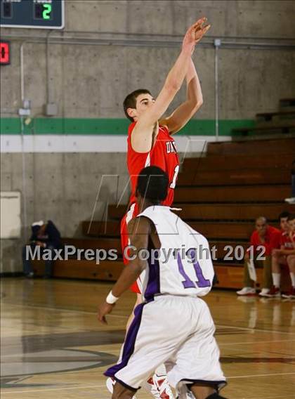 Thumbnail 2 in University vs. Castlemont  (I Have A Dream Classic) photogallery.